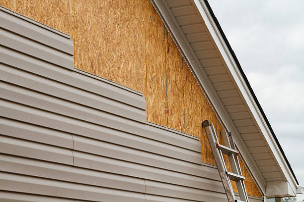 Professional Fiber Cement Siding technician working in Woodbury Heights, NJ